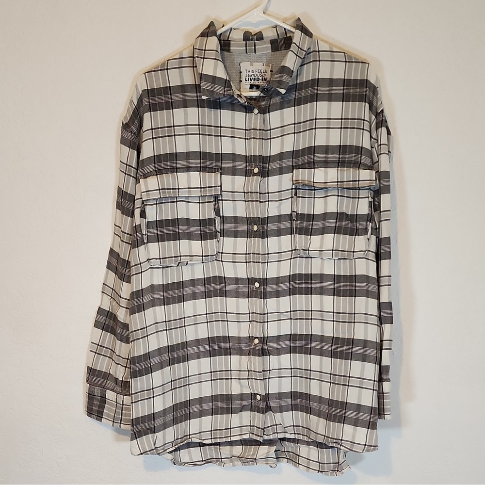 American Eagle Outfitters Men's XL Plaid Black‎ White Cotton Flannel Long Sleeve